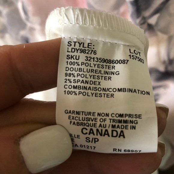 Le Château dress - Picture 4 of 10